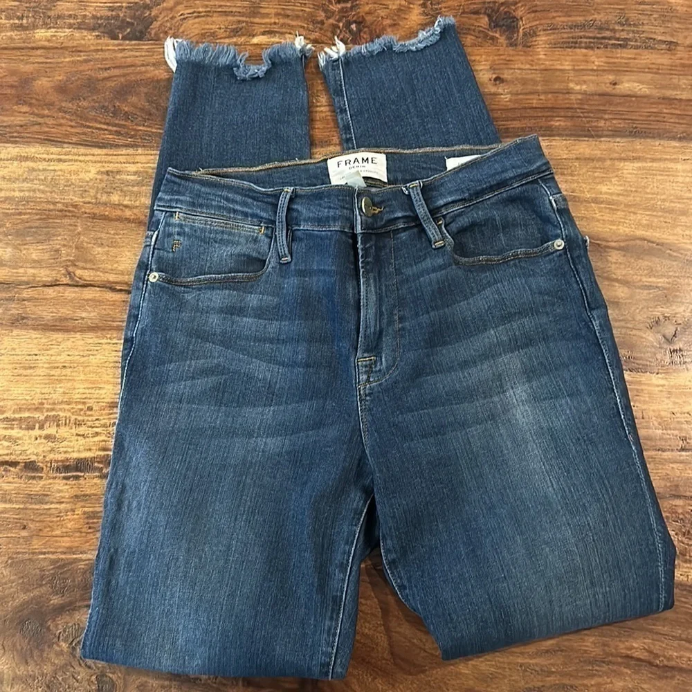 FRAME Le High Waist Triangle Hem Ankle Skinny Jeans in Sulham - Size 26